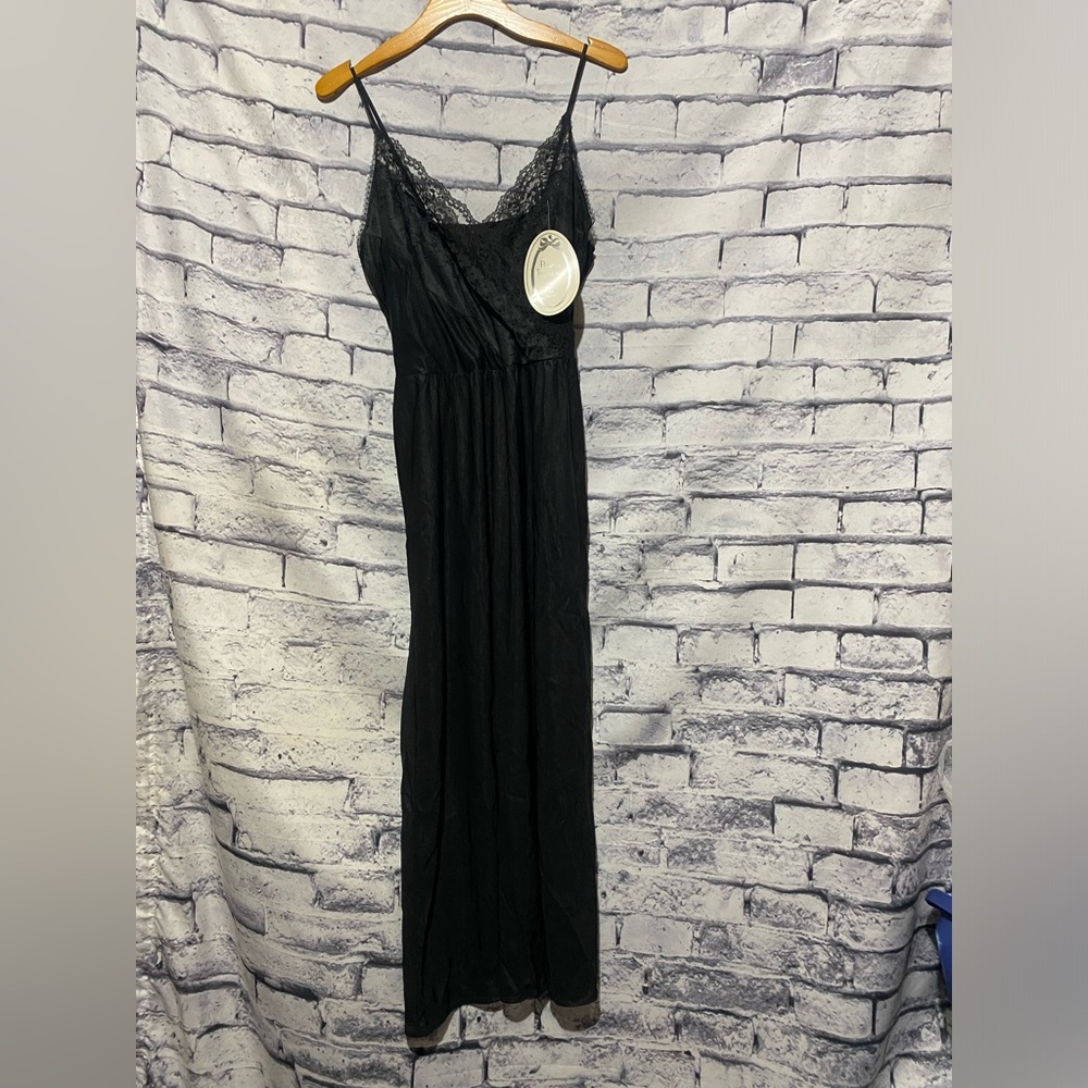 VTG Private Treasures by Avon Black Long Nightgown Size Medium